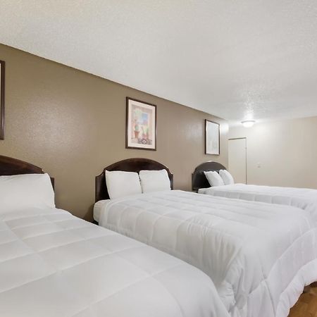 Americas Best Value Inn Woodward At 8Th St Exterior foto