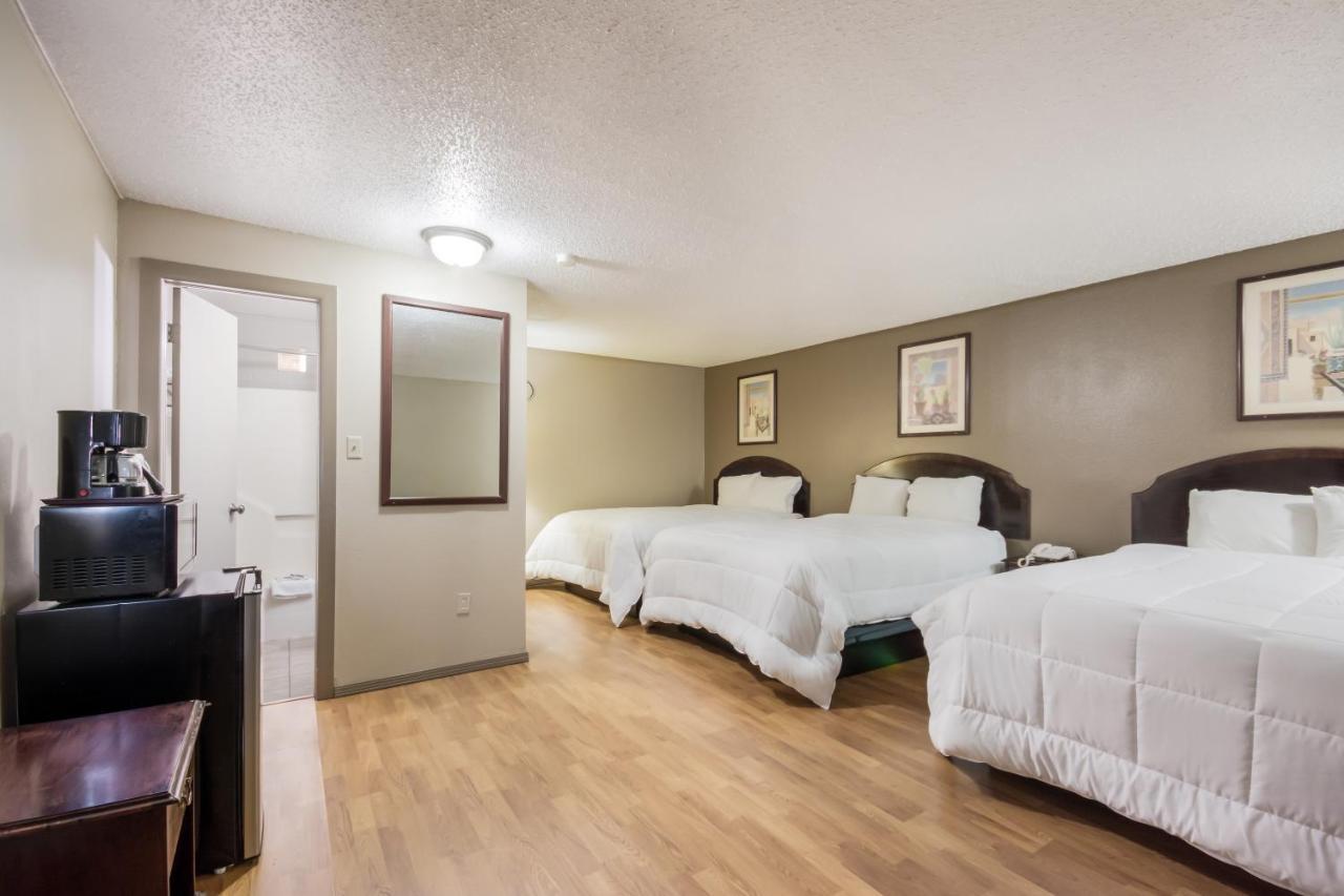 Americas Best Value Inn Woodward At 8Th St Exterior foto